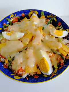 Una foto de Ensalada de arroz y mango con vinagreta de piña