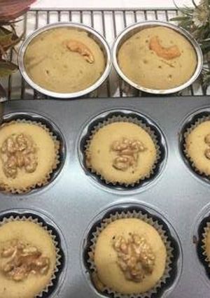 A picture of Vanilla cupcakes.