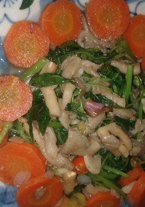 Foto resep Tumis Bayam Ceria