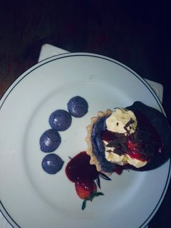 Una foto de Helado de vainilla con cuatro recetas extra para una buena presentación