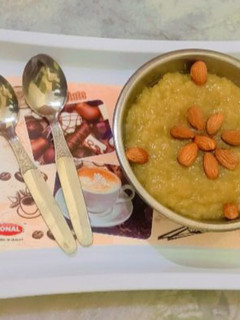 आलू का हलवा (aloo ka halwa recipe in Hindi) रेसिपी मुख्य फोटो