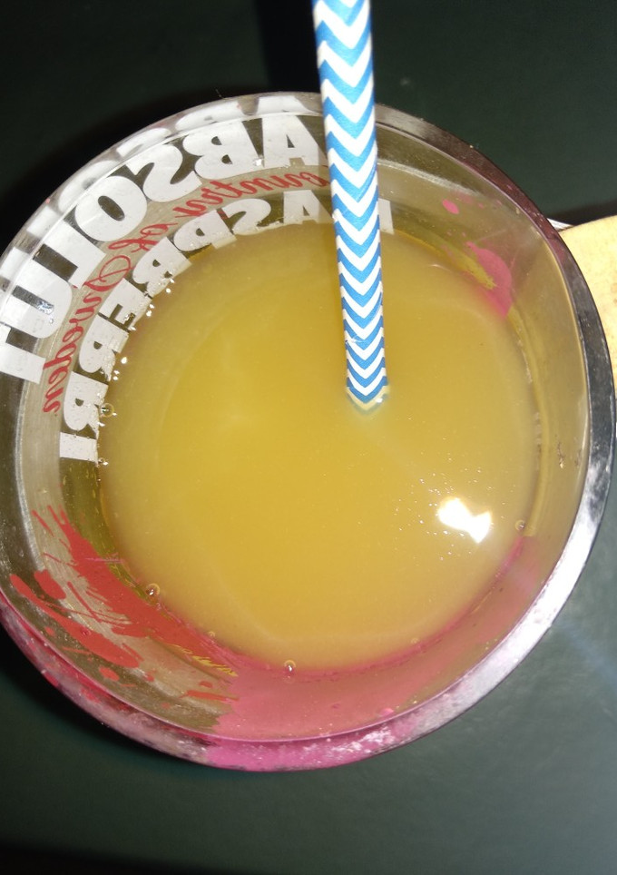 Una foto de Licuado de durazno y cúrcuma 👶👧🧑 vegan