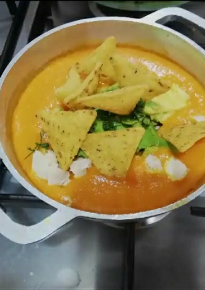 Una foto de Sopa de tomate mexicana