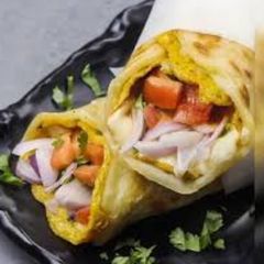 Omelette Keema Roll A picture of Omelette Keema Roll.