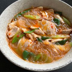 A picture of Spicy Pork & Harusame Soup.