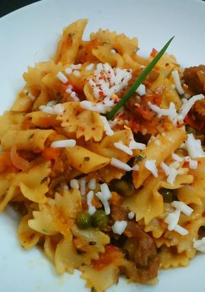A picture of Keema matar pasta with leftover keema.