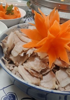 Hình của món Thịt luộc cuốn bánh tráng.