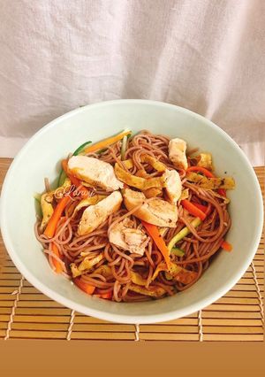 Hình của món Bún trộn eatclean.
