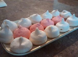 Una foto de Suspiros de merengue francés