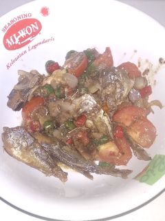 Foto resep Ikan asin sambal matah