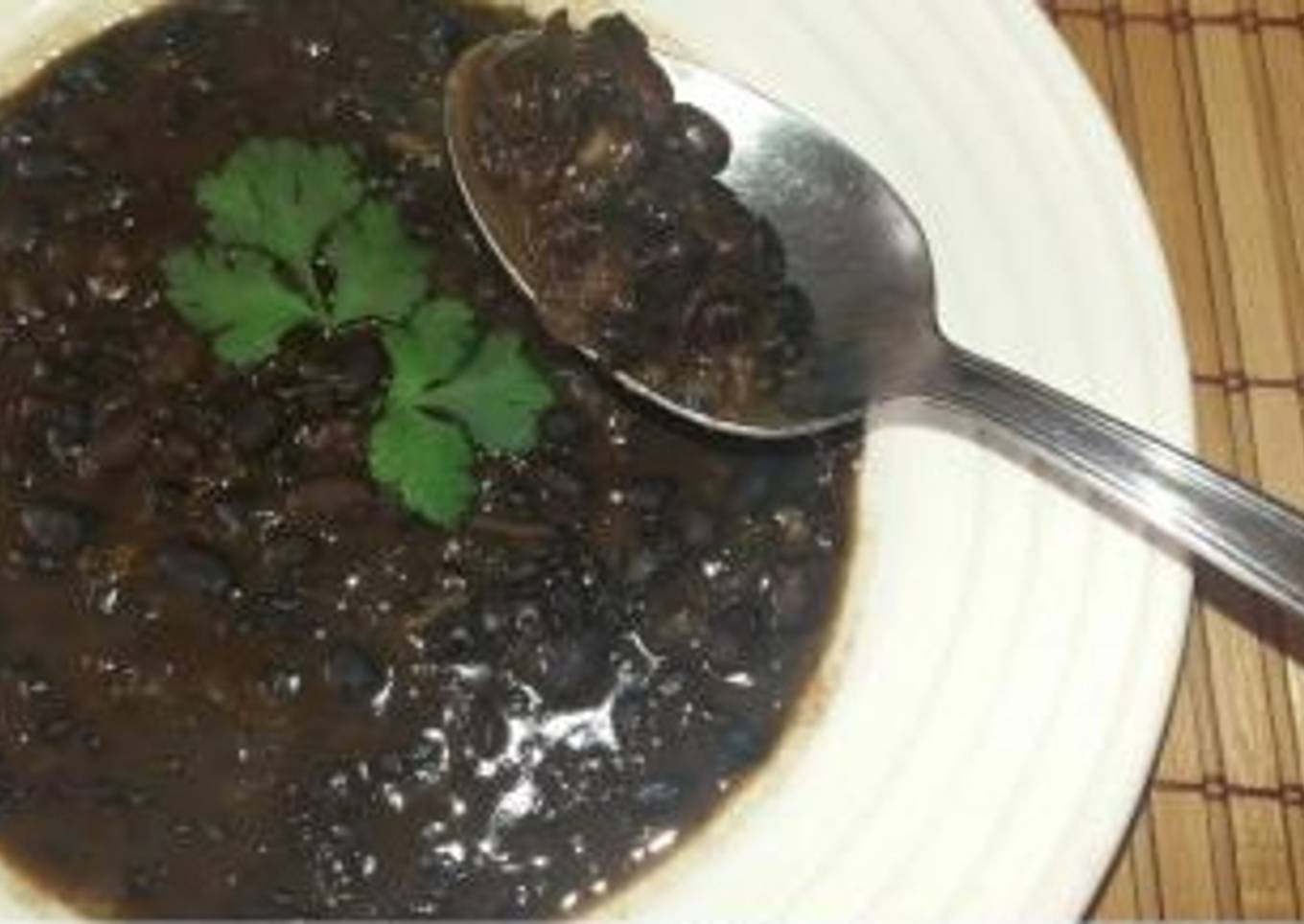 Judías negras y su hummus