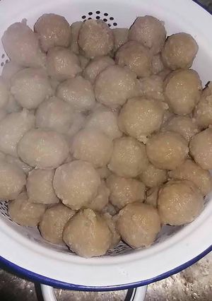 Foto resep Bakso sapi sederhana