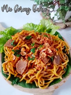 Foto resep Mie goreng bakso (mie basah)