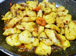 Hình của món Phi lê cá lóc kho nghệ.