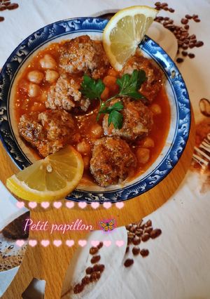 صورة لوصفة مثوم مرق احمر 😋✨