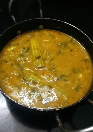 A picture of Spinach drumstick mix dal.