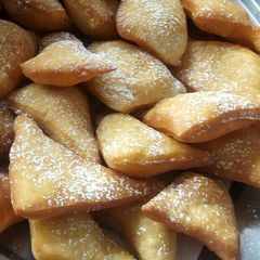 A picture of Sweet mandazi.