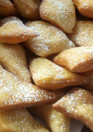 A picture of Sweet mandazi.