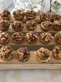 Mini tartas con frutos secos y caramelo