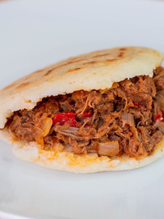 Una foto de Arepas Venezolanas