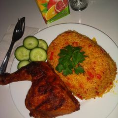A picture of Fried jolof.