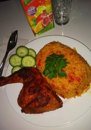 A picture of Fried jolof.