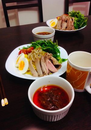 Una foto de Ramen mixto Frío estilo mongol Tanmen Nakamoto🇺🇾🇯🇵蒙古タンメン中本風混ぜそば