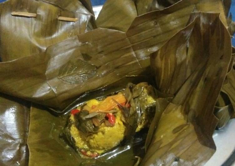 Cara Gampang Menyiapkan Pepes Ayam ala Sunda Anti Gagal