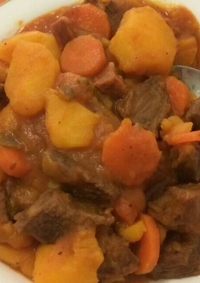 Una foto de Patatas guisadas con carne