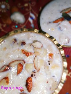 दूध से बनी मखाने की खीर (doodh se bani makhane ki kheer recipe i रेसिपी मुख्य फोटो