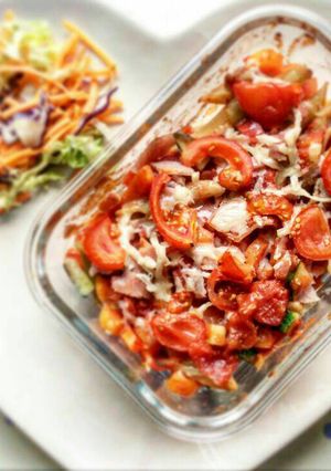 A picture of Tomato pasta bake.