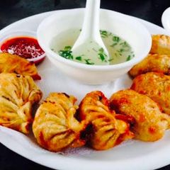 A picture of Chicken fried Momo.