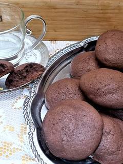 Omlós kakaós keksz kefirrel recept fotója