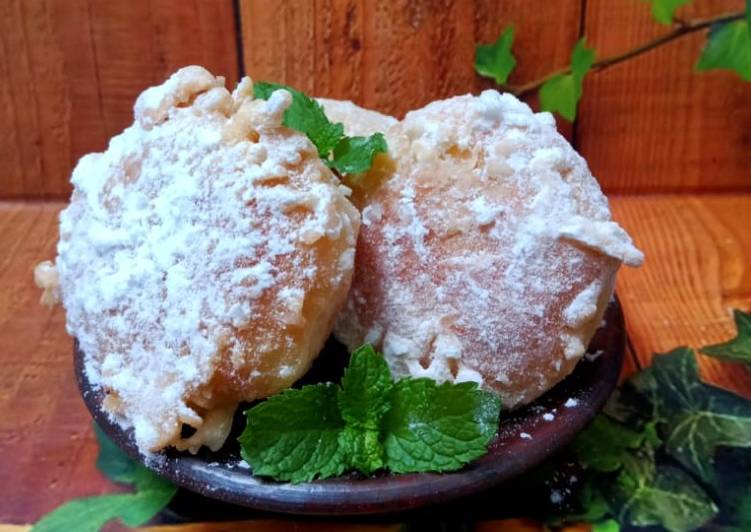 Crispy doughnut with strawberry jam