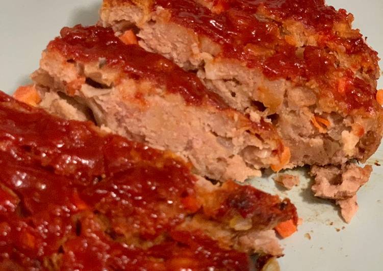 How to Make Super Quick Homemade Meatloaf