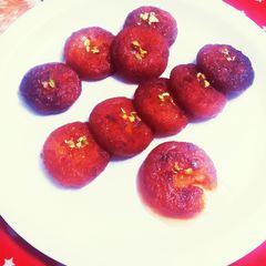 A picture of Suji Sweet rasbhari.