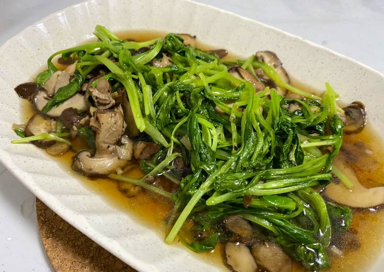 Steps to Make Homemade Xiao Bai Cai with Mushrooms