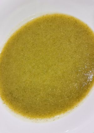 Une photo de Velouté vert au poivre de Malabar fumé