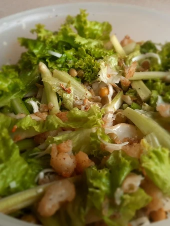 Easy Steps to Prepare Green sea bass salad the Delicious Appealing