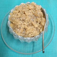 A picture of Gehun Na Lot No Shiro (Gujarati sweet for lunch).