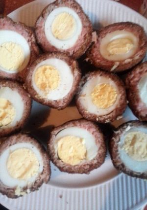 A picture of Scotch eggs.