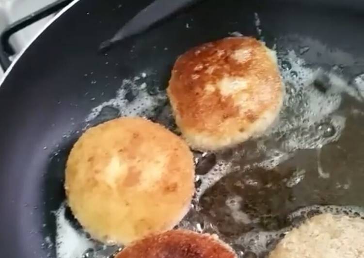 Simple Way to Make Favorite Mayo Chicken Patties