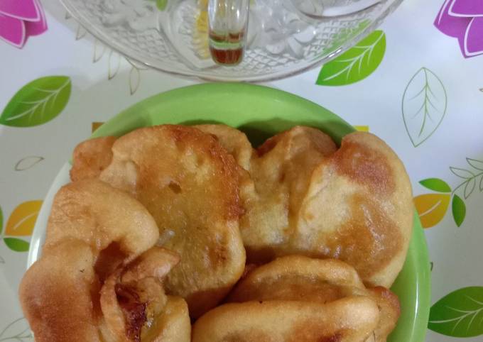 13. Pisang goreng tepung / guddu / gedhang goreng