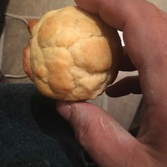A picture of Date muffins.