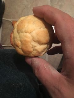 A picture of Date muffins.