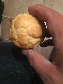 A picture of Date muffins.