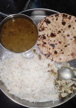 काली मसूर की दाल चावल (kali masoor ki dal chawal recipe in Hindi) रेसिपी मुख्य फोटो
