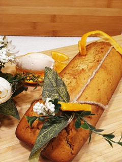 A picture of Orange Ginger Cake.