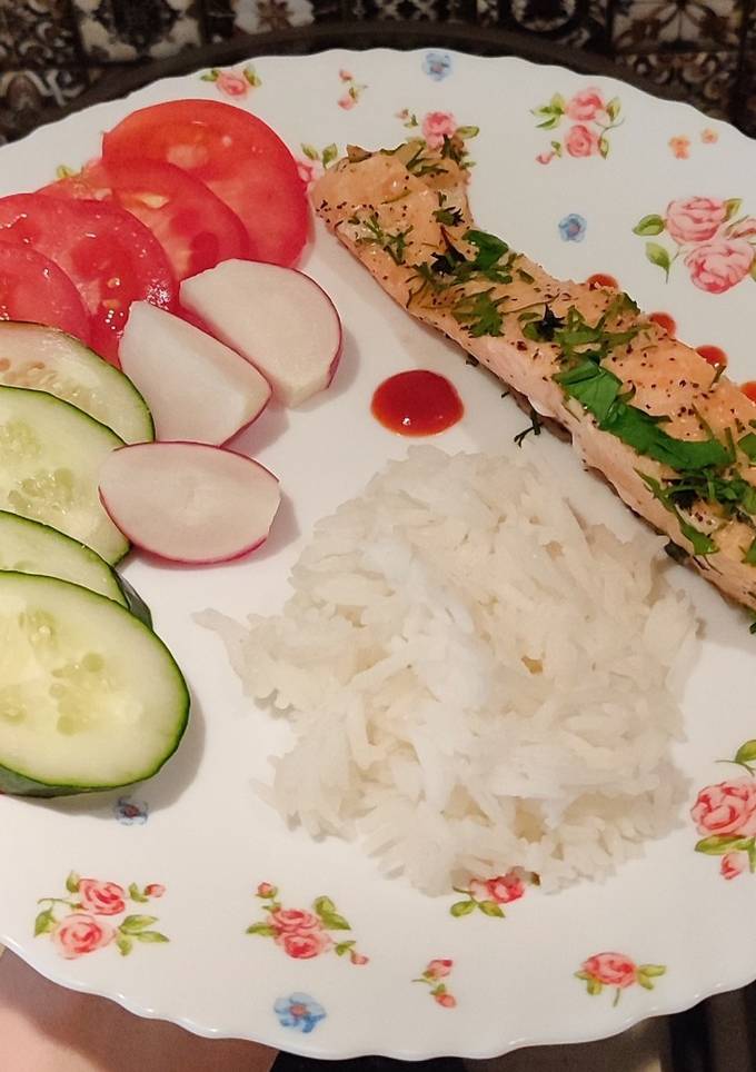 Лосось парений з тим'яном😋