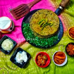 A picture of Methi Dhebra.